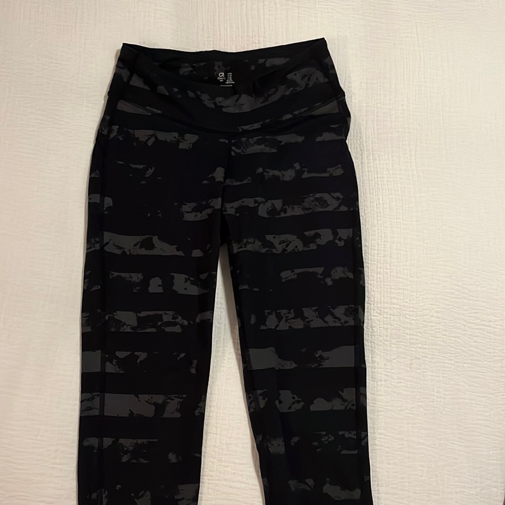 Gap fit athletic leggings